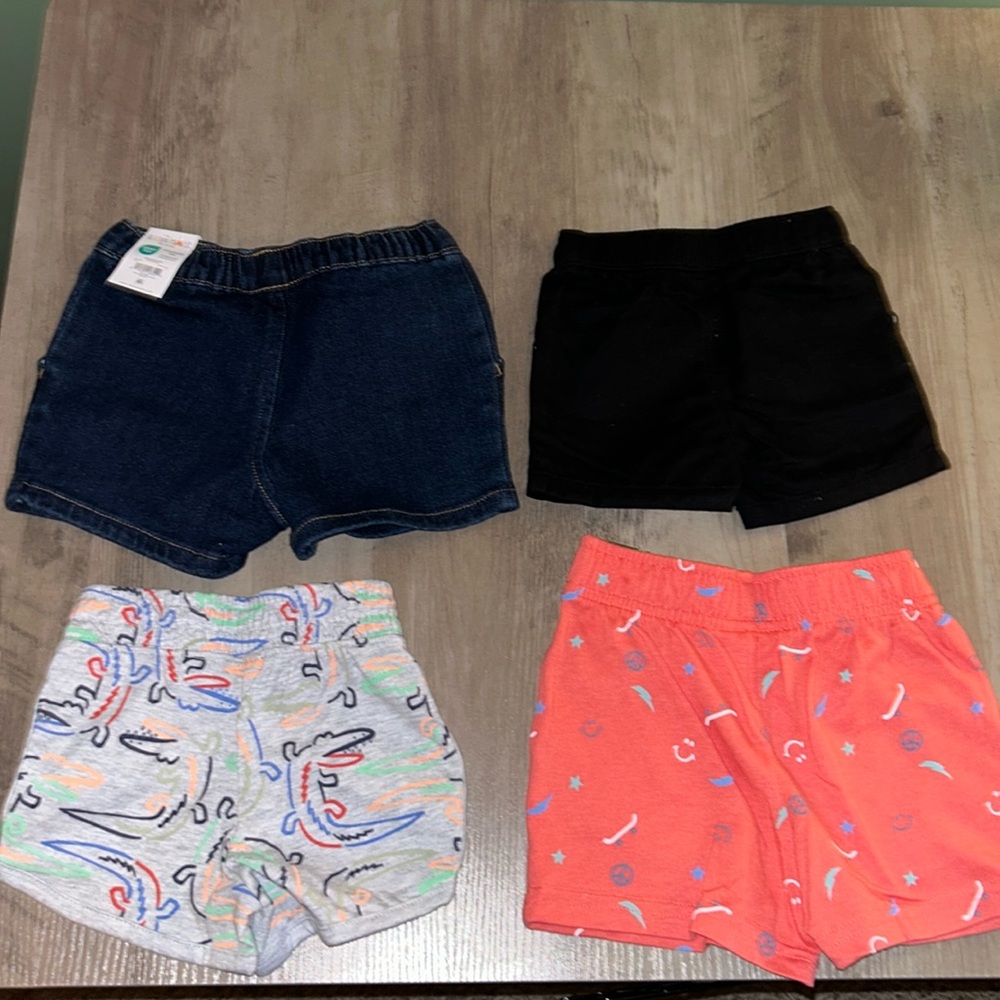 NWT 4pairs of Garanimal Unisex shorts Multiple sizes. Info in descriptio…